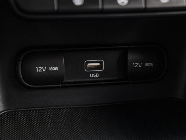 Kia Sportage IV Рестайлинг с пробегом 2020 года, цена 2 719 000 рублей, 61138 км, внедорожник, Автокод Объявления
