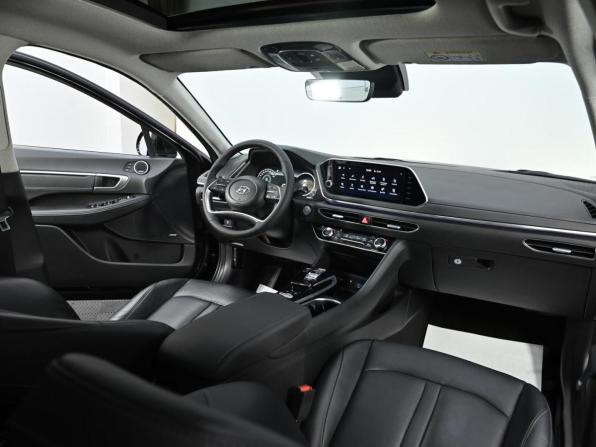 Hyundai Sonata VIII (DN8) с пробегом 2022 года, цена 2 599 000 рублей, 41000 км, седан, Автокод Объявления
