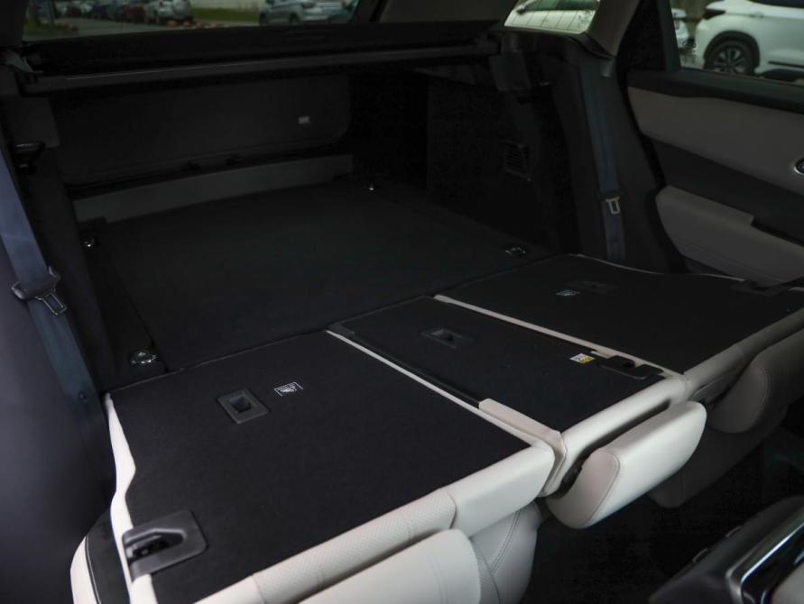 Land Rover Range Rover Velar I Санкт-Петербург  - изображение 33