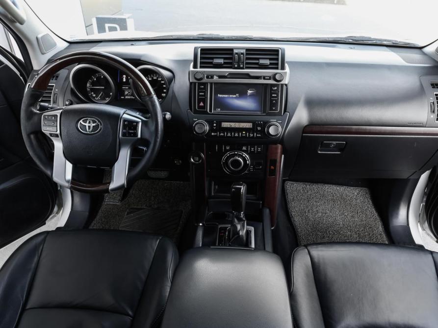 Toyota Land Cruiser Prado 150 Series Рестайлинг 1 Москва  - изображение 12
