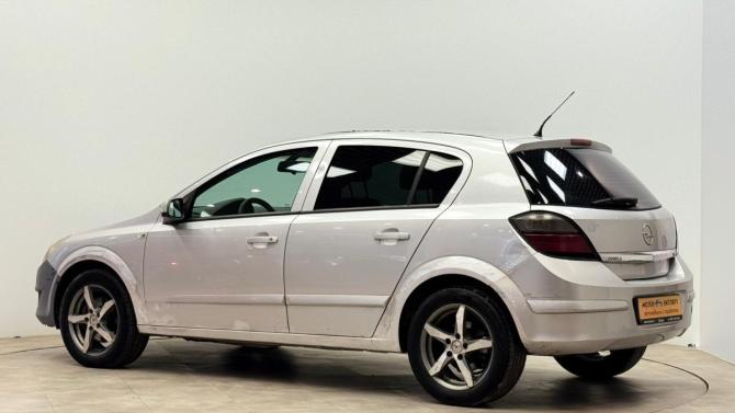 Opel Astra H Рестайлинг с пробегом 2007 года, цена 150 000 рублей, 384000 км, хэтчбек, Автокод Объявления
