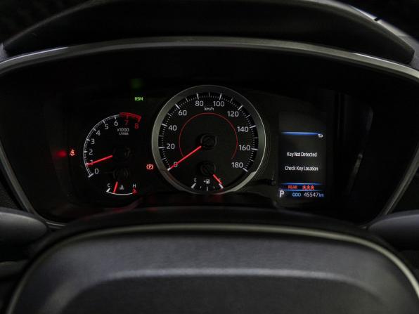 Toyota Corolla XI (E160 E170 E180) Рестайлинг 1 с пробегом 2019 года, цена 1 689 000 рублей, 45546 км, седан, Автокод Объявления