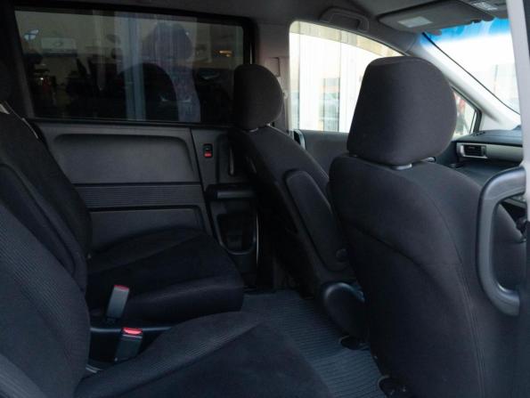 Honda Freed I Рестайлинг с пробегом 2012 года, цена 1 000 000 рублей, 99663 км, компактвэн, Автокод Объявления