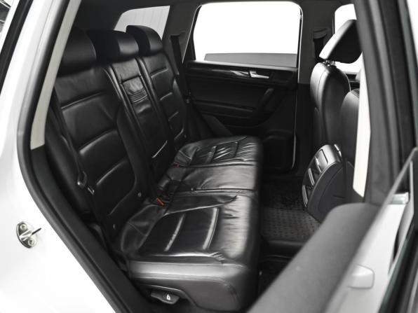 Volkswagen Touareg II с пробегом 2013 года, цена 2 098 000 рублей, 172619 км, внедорожник, Автокод Объявления