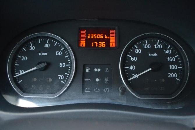 Renault Logan I Рестайлинг с пробегом 2011 года, цена 155 000 рублей, 253060 км, седан, Автокод Объявления