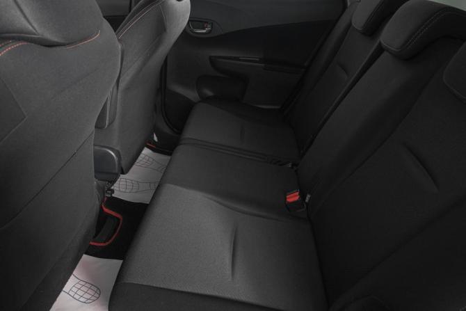 Toyota Ractis II с пробегом 2014 года, цена 1 299 000 рублей, 166000 км, хэтчбек, Автокод Объявления