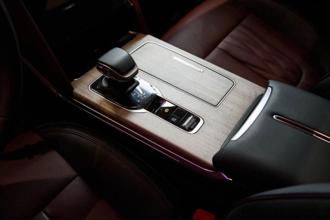 Новый Hongqi HS7 II 2025 года, цена 5 200 000 рублей, внедорожник, Автокод Объявления