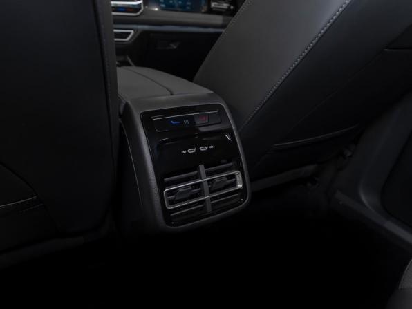 Volkswagen Tiguan III (China Market) с пробегом 2026 года, цена 5 050 000 рублей, 30 км, внедорожник, Автокод Объявления