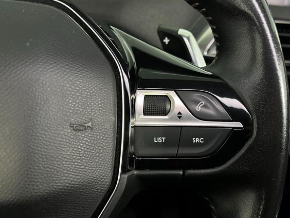 Peugeot 3008 II с пробегом 2020 года, цена 1 750 000 рублей, 203597 км, внедорожник, Автокод Объявления