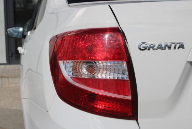 Lada (ВАЗ) Granta I Рестайлинг с пробегом 2023 года, цена 780 000 рублей, 35462 км, лифтбек, Автокод Объявления