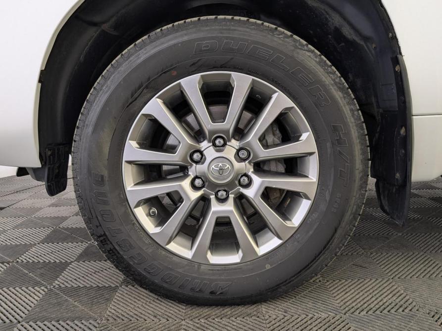 Toyota Land Cruiser Prado 150 Series Рестайлинг 2 Москва  - изображение 12