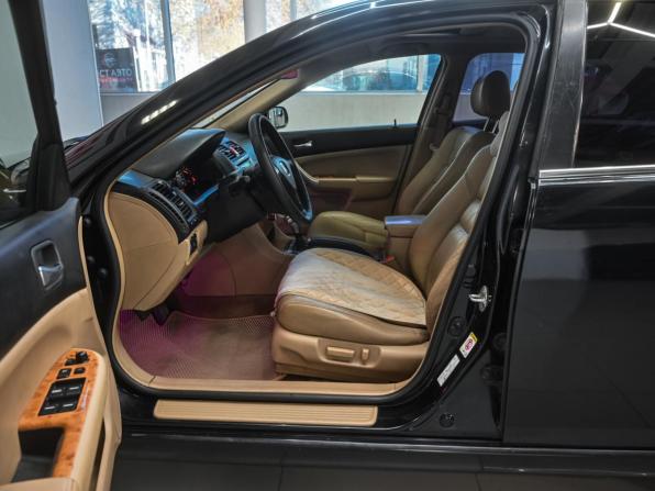Honda Accord VII Рестайлинг с пробегом 2005 года, цена 689 000 рублей, 241266 км, седан, Автокод Объявления