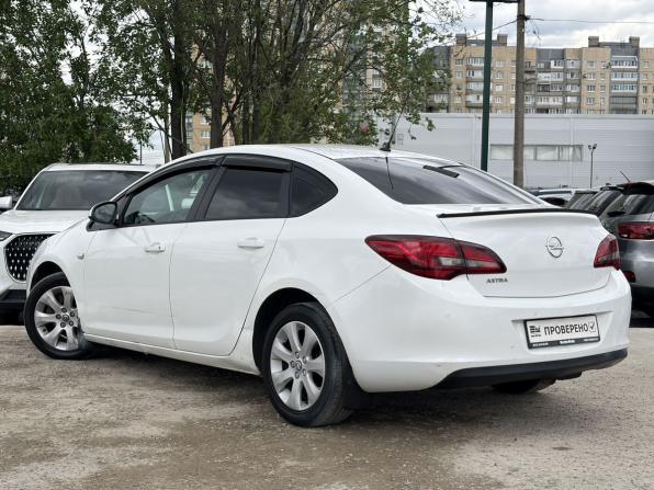 Opel Astra J Рестайлинг с пробегом 2014 года, цена 489 000 рублей, 382734 км, седан, Автокод Объявления