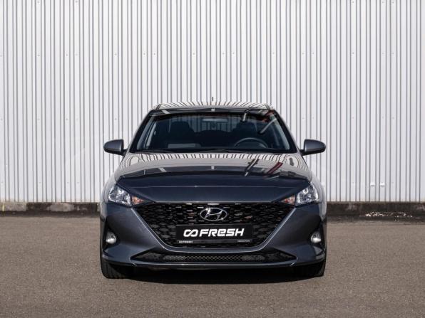 Hyundai Solaris II Рестайлинг с пробегом 2021 года, цена 1 749 000 рублей, 76423 км, седан, Автокод Объявления