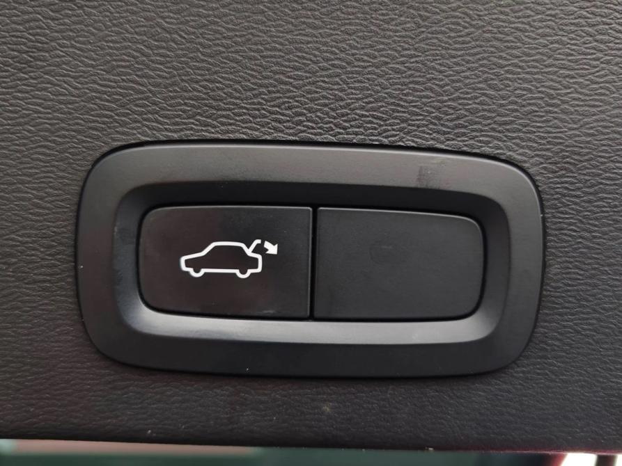 Volvo XC40 I Санкт-Петербург  - изображение 11