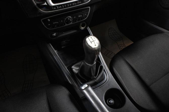Renault Fluence I с пробегом 2011 года, цена 879 000 рублей, 164000 км, седан, Автокод Объявления