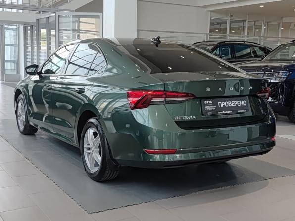 Skoda Octavia IV (A8) с пробегом 2021 года, цена 2 420 000 рублей, 91747 км, лифтбек, Автокод Объявления
