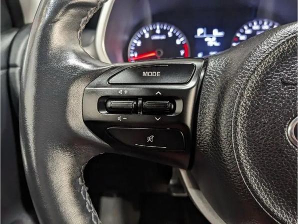 Kia Rio IV Рестайлинг с пробегом 2021 года, цена 1 259 000 рублей, 92000 км, седан, Автокод Объявления