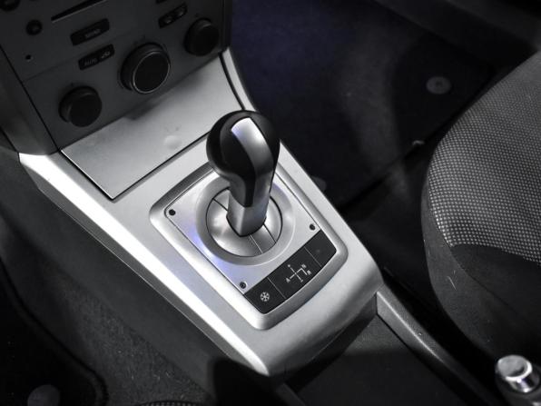 Opel Astra H Рестайлинг с пробегом 2010 года, цена 375 000 рублей, 211883 км, хэтчбек, Автокод Объявления