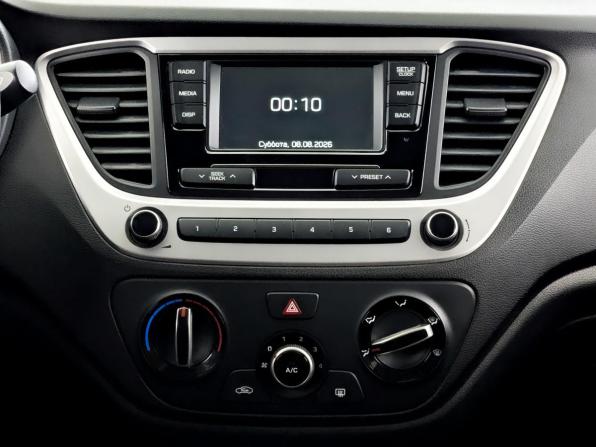 Hyundai Solaris I Рестайлинг с пробегом 2017 года, цена 1 030 000 рублей, 137985 км, седан, Автокод Объявления