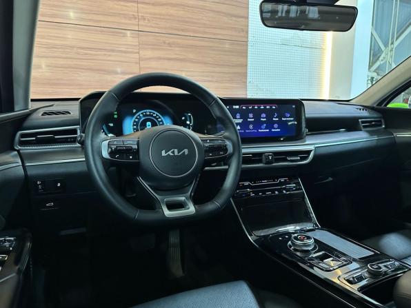 Kia K5 III с пробегом 2025 года, цена 3 699 990 рублей, 13989 км, седан, Автокод Объявления
