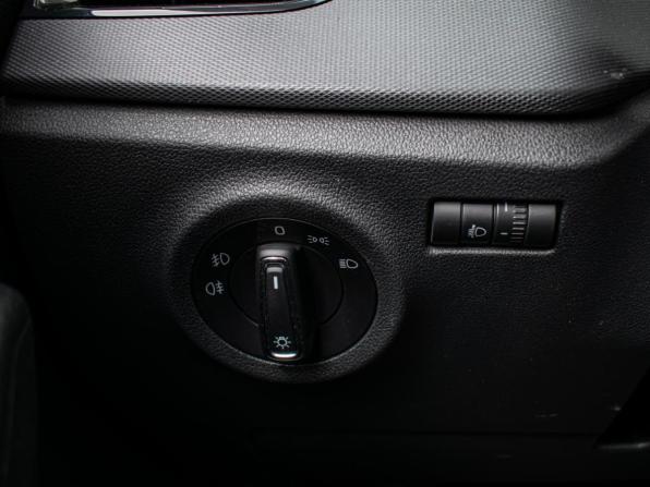 Skoda Rapid II с пробегом 2021 года, цена 1 820 000 рублей, 53121 км, лифтбек, Автокод Объявления