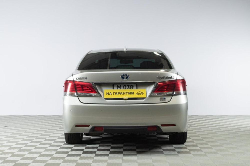 Toyota Crown XIV (S210) Рестайлинг Челябинск  - изображение 6