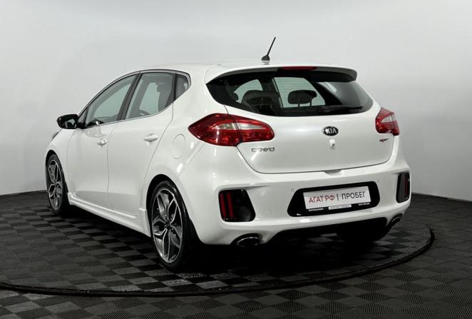Kia Ceed GT I с пробегом 2015 года, цена 1 570 000 рублей, 154956 км, хэтчбек, Автокод Объявления