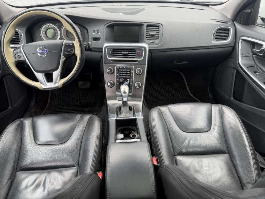 Volvo S60 II Рестайлинг Санкт-Петербург  - изображение 8