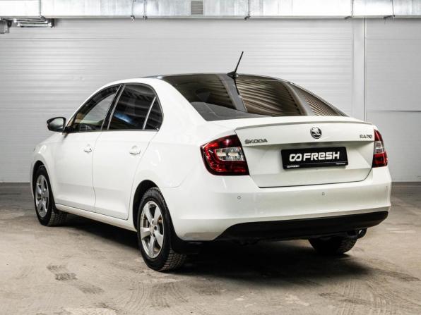 Skoda Rapid I с пробегом 2017 года, цена 1 290 000 рублей, 158936 км, лифтбек, Автокод Объявления