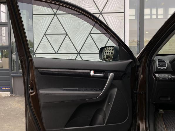 Kia Sorento II Рестайлинг с пробегом 2019 года, цена 2 299 000 рублей, 125717 км, внедорожник, Автокод Объявления