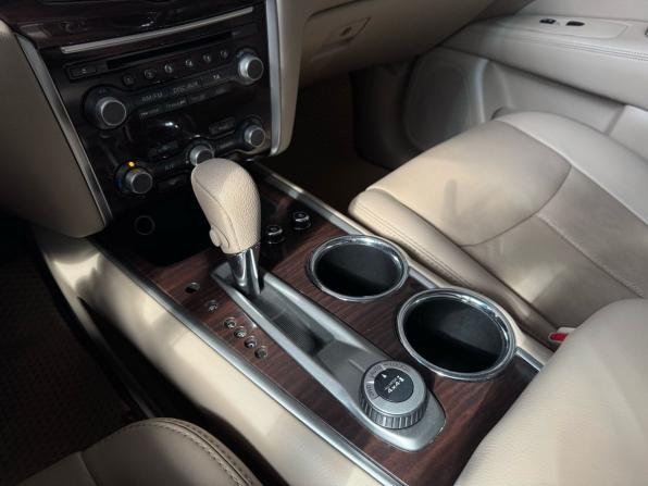 Nissan Pathfinder IV с пробегом 2014 года, цена 1 300 000 рублей, 305954 км, внедорожник, Автокод Объявления