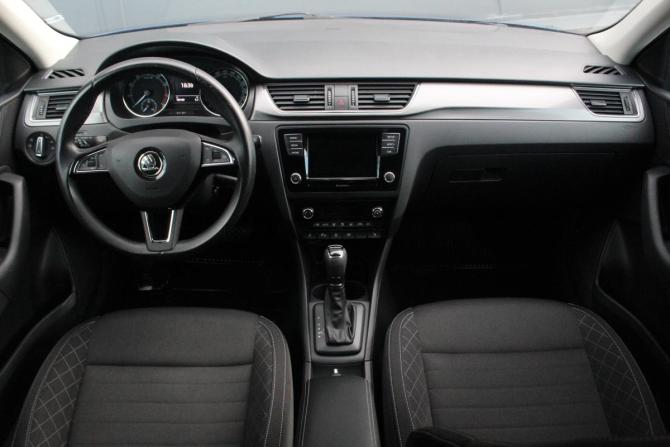 Skoda Rapid I Рестайлинг с пробегом 2019 года, цена 1 405 000 рублей, 189161 км, лифтбек, Автокод Объявления
