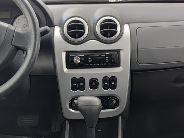 Renault Logan I Рестайлинг с пробегом 2010 года, цена 525 000 рублей, 176765 км, седан, Автокод Объявления