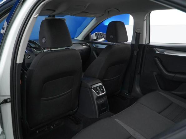 Skoda Octavia III (A7) Рестайлинг с пробегом 2020 года, цена 2 080 977 рублей, 73352 км, лифтбек, Автокод Объявления