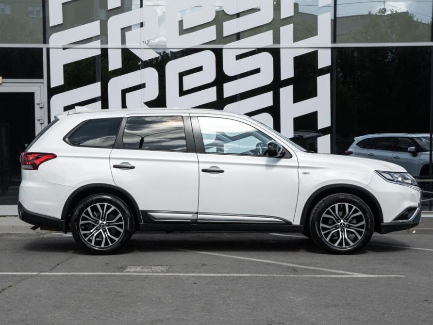 Mitsubishi Outlander III Рестайлинг 3 Волгоград  - изображение 5