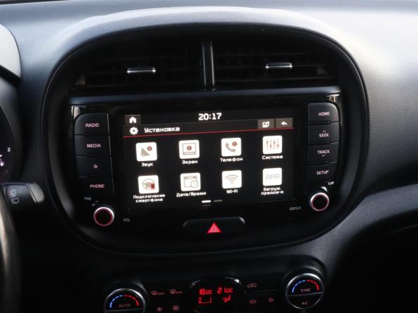 Kia Soul III с пробегом 2021 года, цена 2 090 000 рублей, 136500 км, хэтчбек, Автокод Объявления