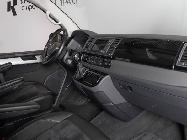 Volkswagen Multivan T6 с пробегом 2018 года, цена 4 395 000 рублей, 134962 км, минивэн, Автокод Объявления