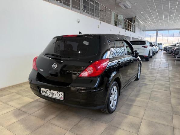 Nissan Tiida I Рестайлинг с пробегом 2011 года, цена 800 000 рублей, 232439 км, хэтчбек, Автокод Объявления