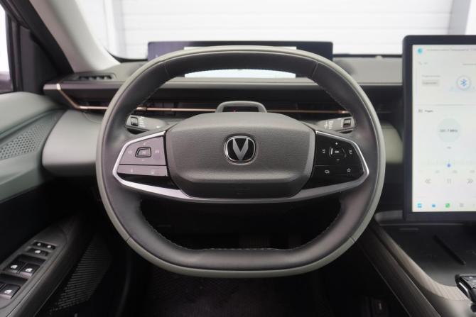 Changan Lamore с пробегом 2023 года, цена 2 099 000 рублей, 17702 км, седан, Автокод Объявления