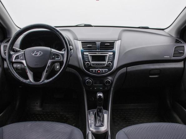 Hyundai Solaris I Рестайлинг с пробегом 2016 года, цена 1 015 000 рублей, 156794 км, седан, Автокод Объявления