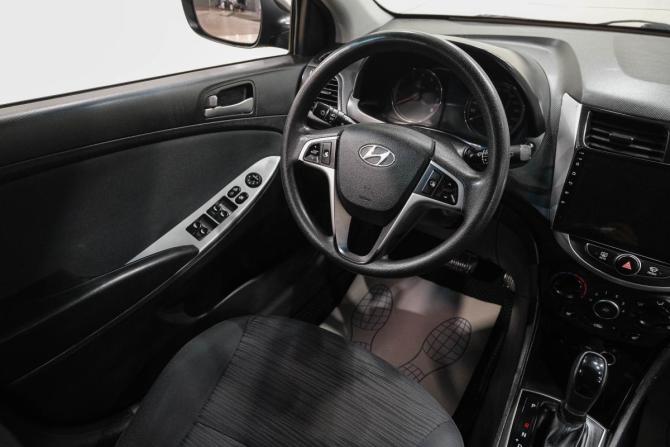 Hyundai Solaris I Рестайлинг с пробегом 2016 года, цена 999 000 рублей, 167000 км, хэтчбек, Автокод Объявления