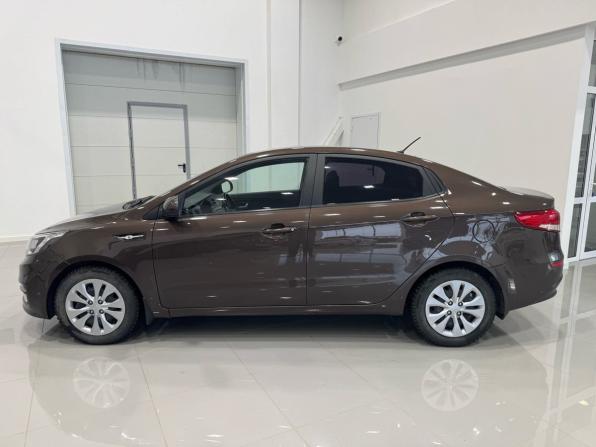 Kia Rio III Рестайлинг с пробегом 2016 года, цена 995 000 рублей, 113000 км, седан, Автокод Объявления