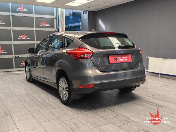 Ford Focus III Рестайлинг с пробегом 2016 года, цена 948 000 рублей, 120000 км, хэтчбек, Автокод Объявления