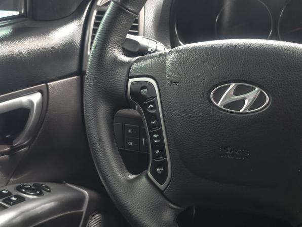 Hyundai Santa Fe II Рестайлинг с пробегом 2012 года, цена 1 749 900 рублей, 219000 км, внедорожник, Автокод Объявления