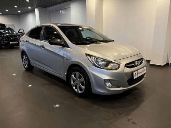 Hyundai Solaris I с пробегом 2011 года, цена 579 000 рублей, 158698 км, седан, Автокод Объявления