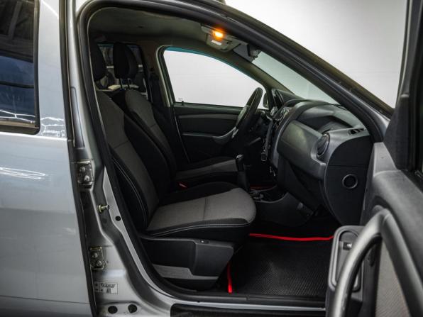 Renault Duster I Рестайлинг с пробегом 2017 года, цена 1 059 000 рублей, 169254 км, внедорожник, Автокод Объявления