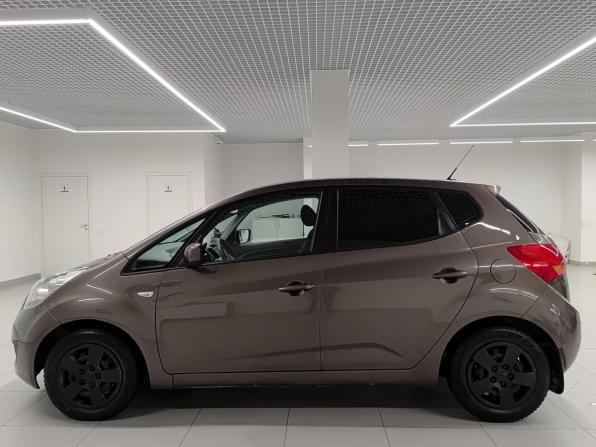 Kia Venga I с пробегом 2012 года, цена 649 000 рублей, 179218 км, минивэн, Автокод Объявления