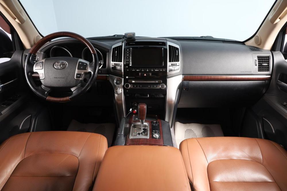 Toyota Land Cruiser 200 Series Рестайлинг 1 Новосибирск  - изображение 12