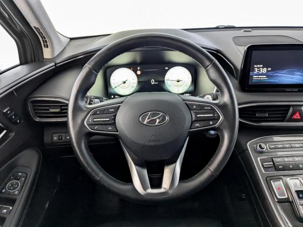 Hyundai Santa Fe IV Рестайлинг с пробегом 2022 года, цена 4 400 000 рублей, 41762 км, внедорожник, Автокод Объявления